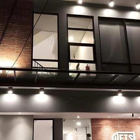 Weis Hotel Simpang Lima Semarang Zewnętrze zdjęcie